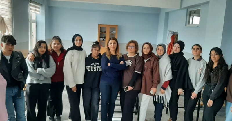 75. Yıl Mehmet Göker MTAL Öğrencilerine İş Kulübü Eğitimi