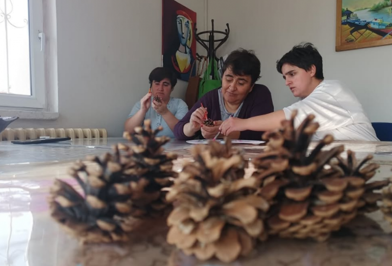 Altunhisar Bakım Rehabilitasyon Merkezi’nde Sonbahara Elveda Etkinliği