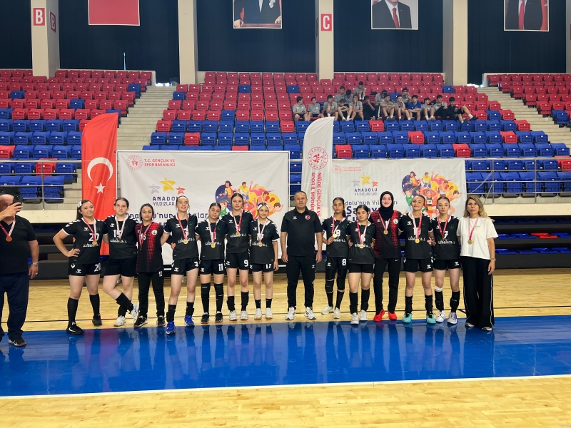 ANALİG Hentbol Müsabakalarında Türkiye Finalistleri Belli Oldu