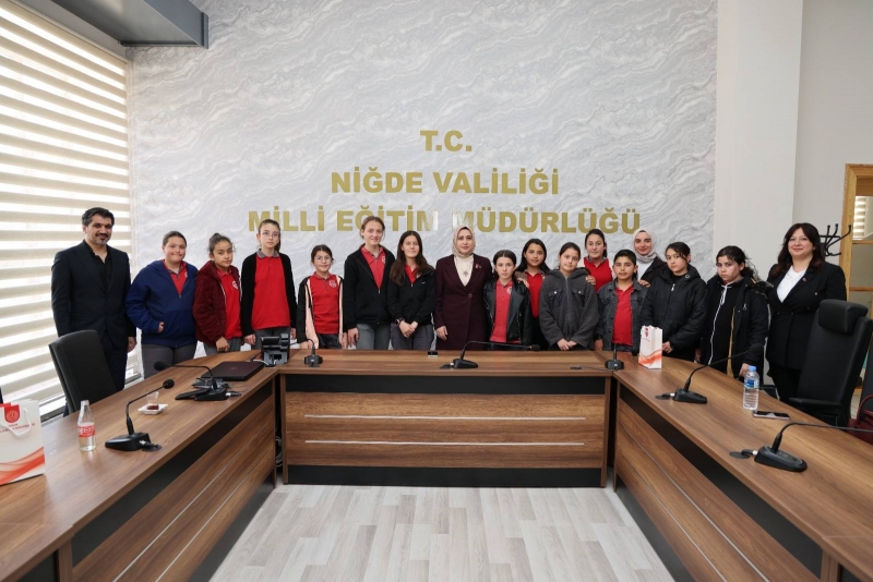 Harezmi Eğitim Modeli Öğrencilerinden Özbek’e Ziyaret