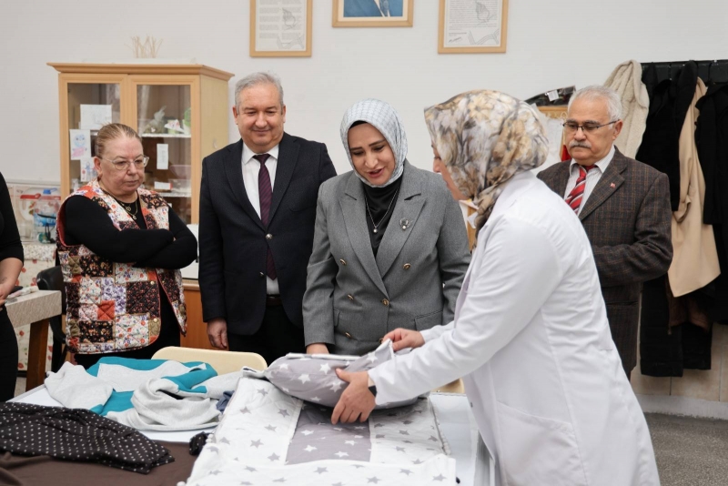 Milli Eğitim Müdürü Özbek’ten Halk Eğitimi Merkezi’ne Ziyaret