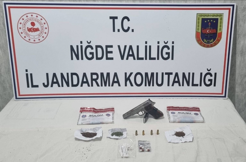 Niğde’de Uyuşturucu Operasyonu: Silah ve Uyuşturucu Madde Ele Geçirildi