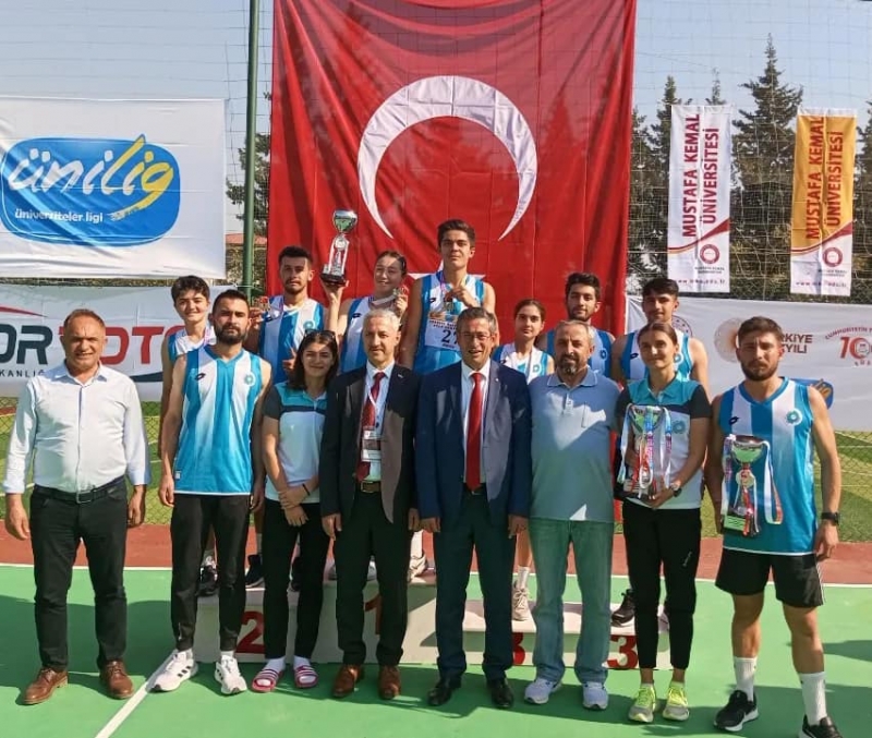 NÖHÜ Kros takımı Türkiye Şampiyonu oldu