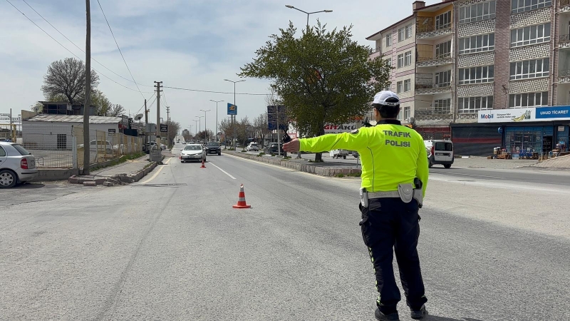 Trafik Denetimlerinde 1.726 Sürücüye Ceza