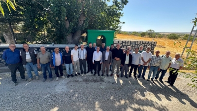 Altunhisar’da 480 Yıllık Şeyh Ahmet Türbesi Yeniden İbadete Açıldı