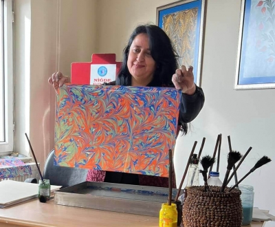 Bıyık, “Ebru, bir denge, ritim ve sabır sanatıdır