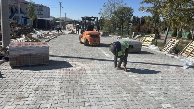 Çiftlik’te Kilitli Parke Yol ve Kaldırım Çalışmalarında Sona Yaklaşılıyor