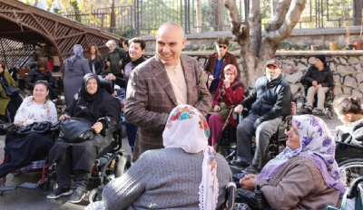 Engellilere akülü  sandalye desteği