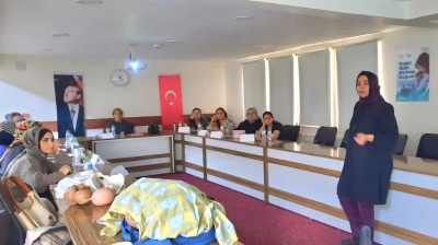 Hastane personeline Gebe Bilgilendirme Sınıfları Eğitimi verildi