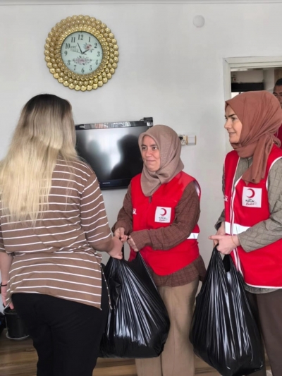 Kızılay Niğde Şubesi’nden Yaşlı ve Engelli Vatandaşlara Destek