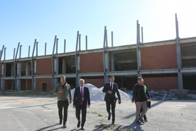 Niğde 5 Şubat Şehir Stadyumu’nda çalışmalar devam ediyor