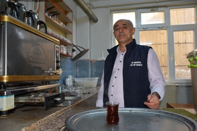 Niğde’de kahvehanelerde çaya zam geldi.