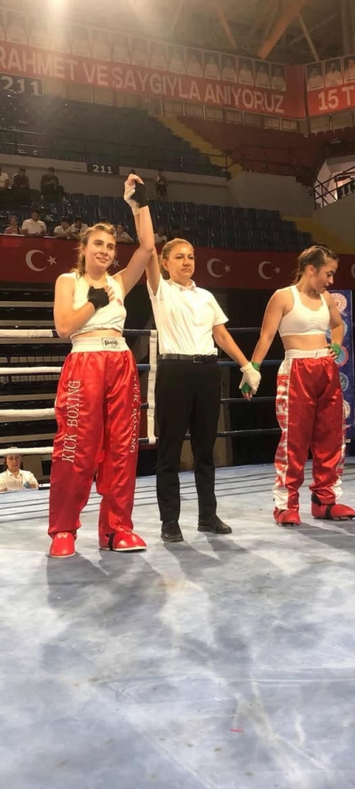 Niğdeli Melek Avrupa’da Yarı Finalde