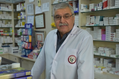 Öztürk: “Beyaz Önlük Eczacının Kimliğidir”