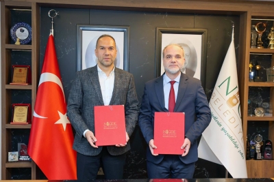 Şahnur Yaprak Camii’nin Çevresi Yenileniyor