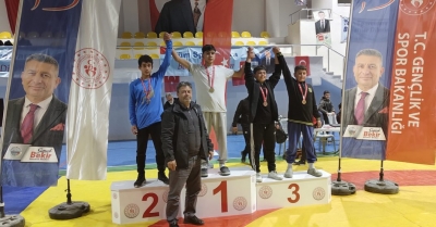 Ulukışlalı Güreşçi Mehmet Can Yalvaç’tan Büyük Başarı