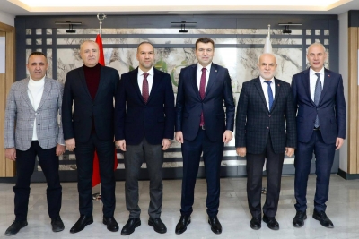 Vali Akmeşe’den Niğde Belediyesi’ne İade-i Ziyaret