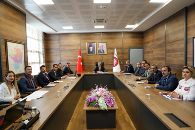 Vali Çelik, İl Özel İdaresi’nin 2025 Yılı İlk Beş Aylık Çalışmalarını Değerlendirdi