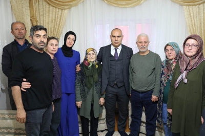 Vali Koç, şehit ailesini ziyaret etti 