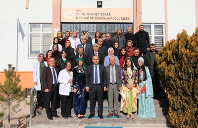 Vali Koç’tan Okullara ziyaret