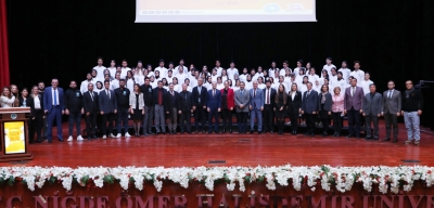 Yeni aşcılar önlüklerini giydi 