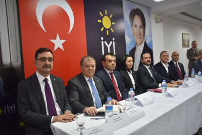 Zorlu, Millet İYİ Parti'ye büyük bir sorumluluk yükledi